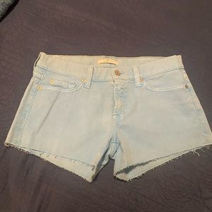 Like New Shorts 7 For All Mankind size 27